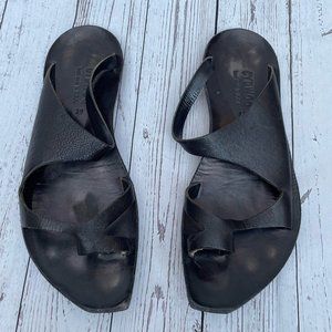 Black Cydwoq flat sandals - size 39